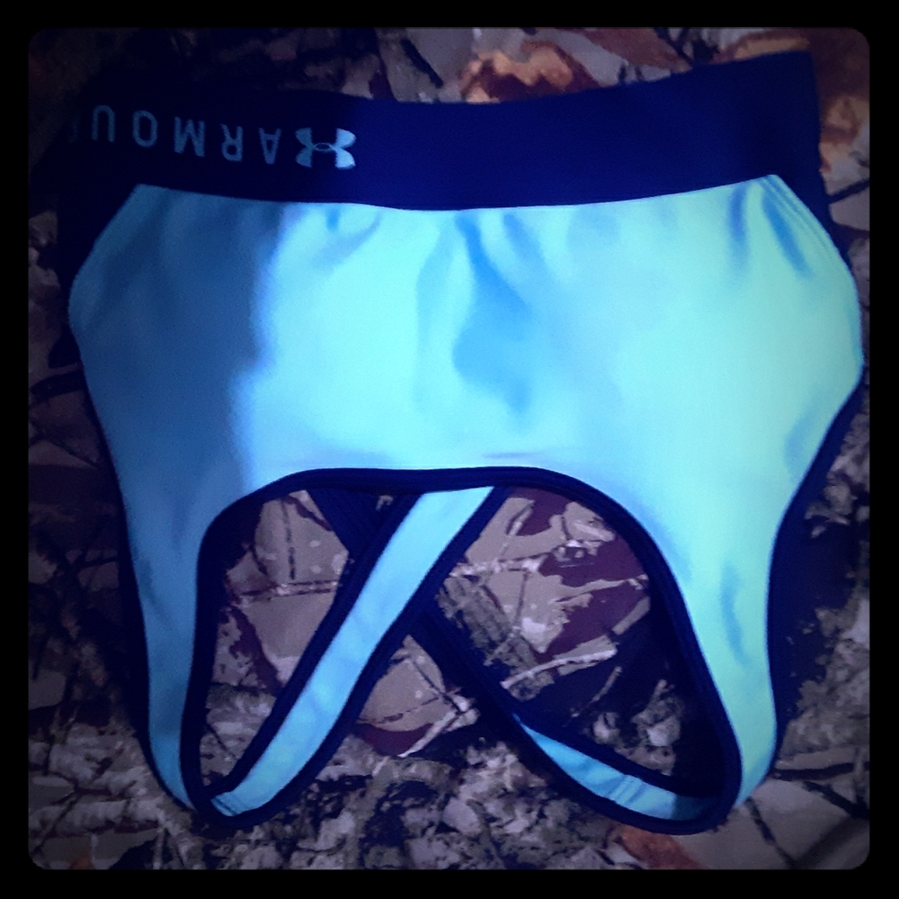 Underarmour sports bra